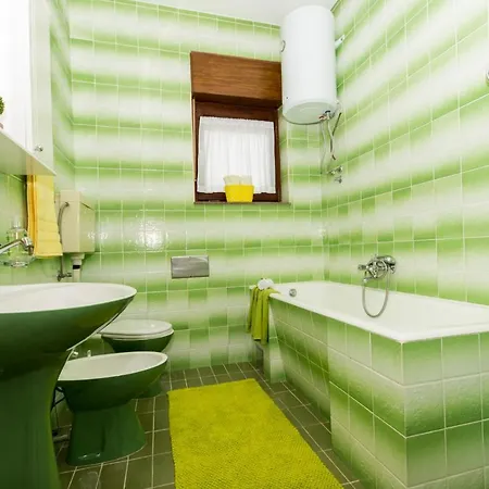 Mila A1a, A1b & A2 Apartament