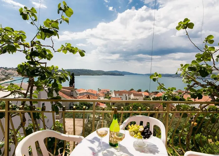 Mila A1a, A1b & A2 Apartman