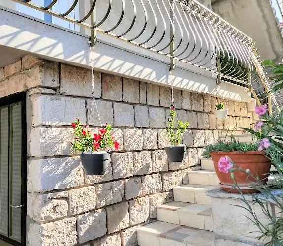 Mila A1a, A1b & A2 *