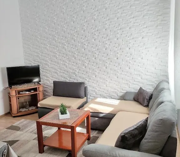 Mila A1a, A1b & A2 Apartman Trogir