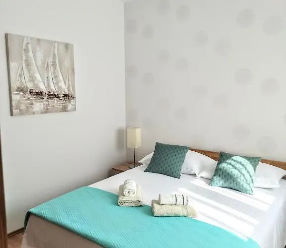 Mila A1a, A1b & A2 Apartman