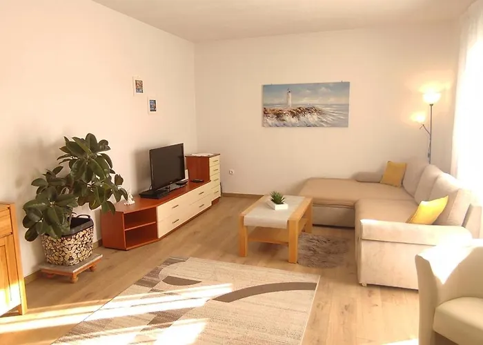 Mila A1a, A1b & A2 Trogir