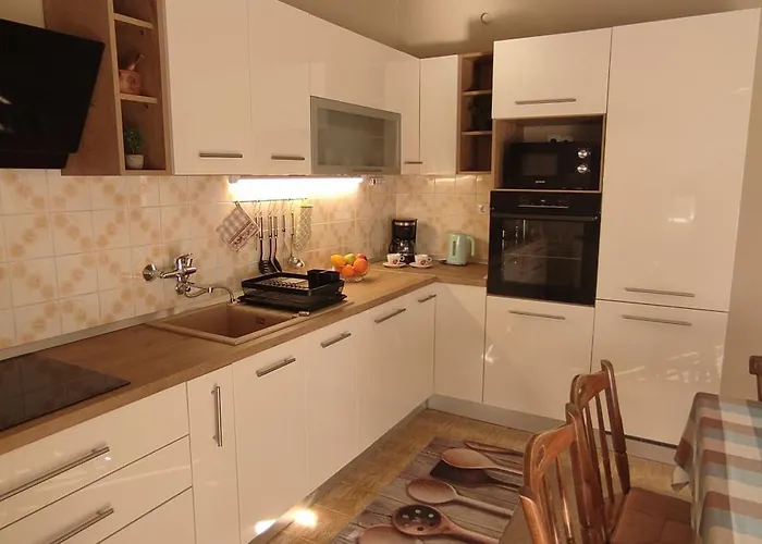 Mila A1a, A1b & A2 Apartman *