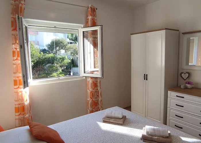 Mila A1a, A1b & A2 Apartman